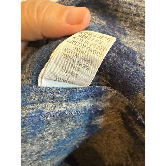 Lands End Wool Blend‎ jacket size 14 - 16 Aztec style - Picture 6 of 7